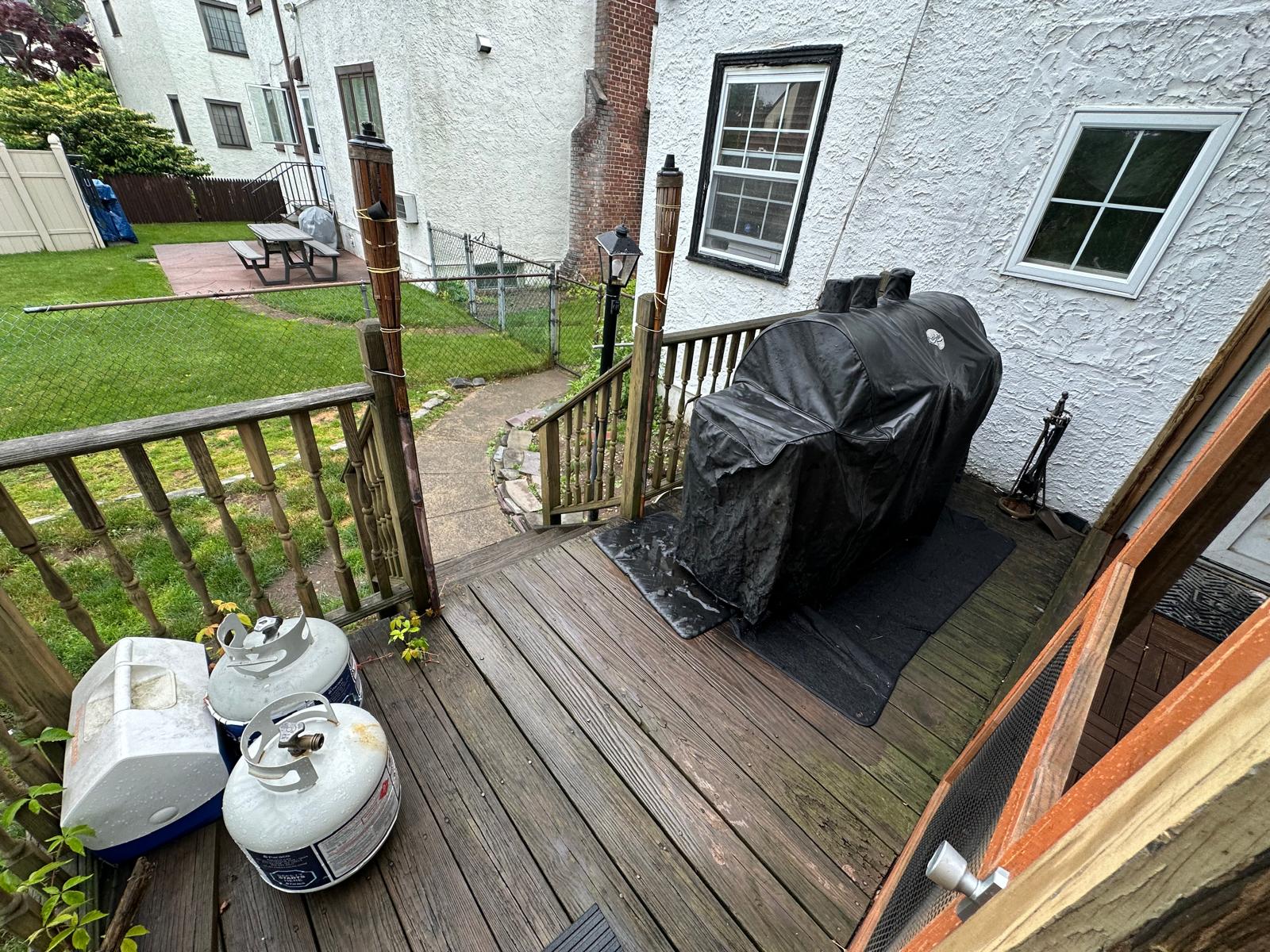 Screened In Porch - Image 2